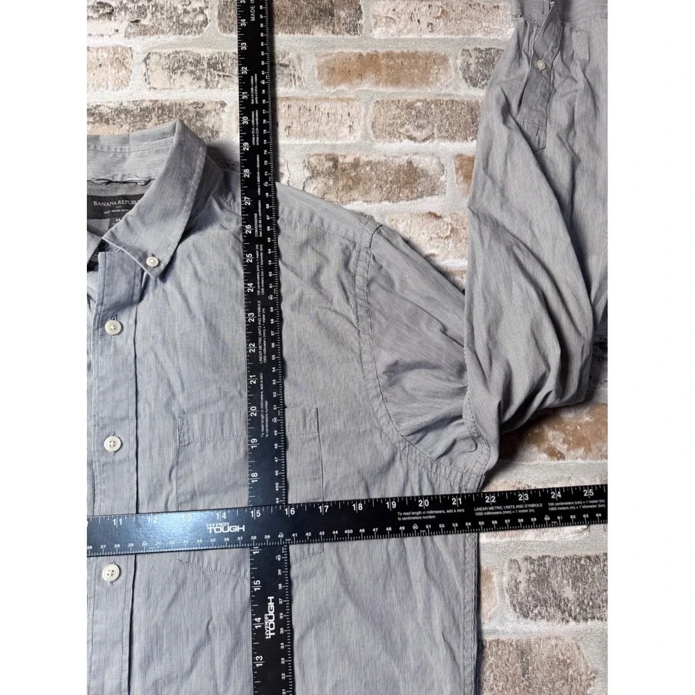 Banana Republic Soft Wash Slim Fit Shirt Mens‎ Medium Blue Micro Stripe Cotton